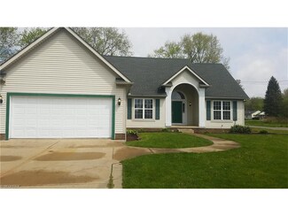 293 Haven Ave, Barberton, OH 44203