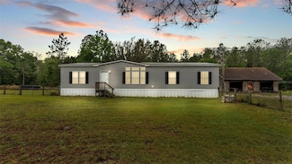 17365 N Poyner Rd, Polk City, FL 33868