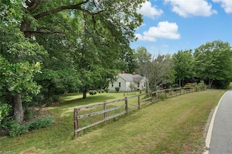 1881 Wolf Island Rd, Reidsville, NC 27320