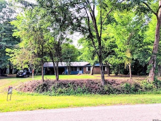 15672 Fm 3204, Brownsboro, TX 75756