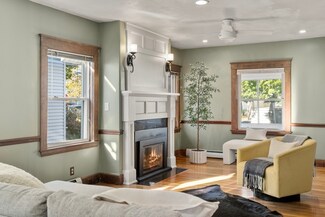 41 Davis St, Quincy, MA 02170