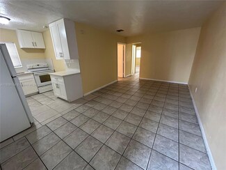 5600 NW 15th St Unit 1, Lauderhill, FL 33313