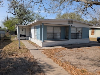 4513 Carroll Ln, Corpus Christi, TX 78415