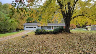 13950 28th St, Lowell, MI 49331