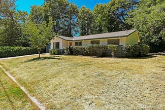 2555 Trenton Ave NE, Bremerton, WA 98310