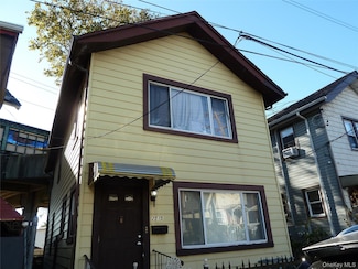 2515 Far Rockaway Blvd, Far Rockaway, NY 11691