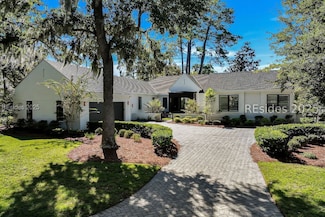 3 Abbeville Ct, Bluffton, SC 29910