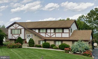 1819 Briarcreek Ln, Middletown, PA 17057