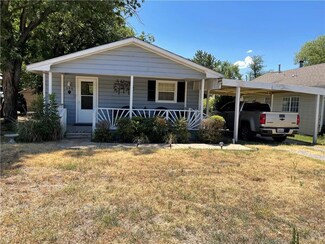 306 E Lorrist Ave, Apache, OK 73006