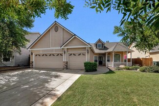 3411 W Sady Ave, Visalia, CA 93291