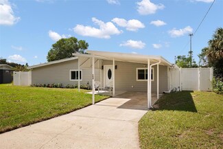 704 W Everina Cir, Brandon, FL 33510