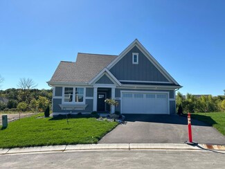 9194 Mills Dr, Chanhassen, MN 55317