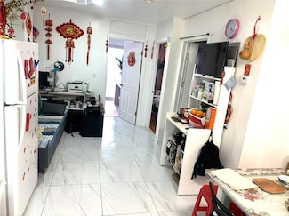 933 60th St Unit 3A, Brooklyn, NY 11219