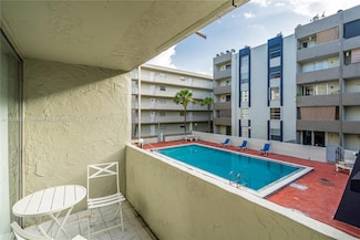 10000 NW 80th Ct Unit 2247, Hialeah, FL 33016