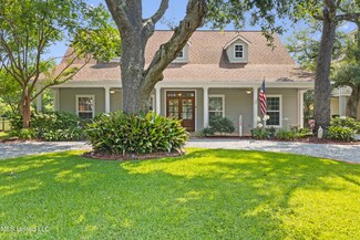 112 Bienville Dr, Waveland, MS 39576