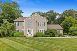 20 Autumn Ct, Cheshire, CT 06410