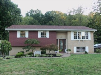 123 Adlin Ave, Houston, PA 15342