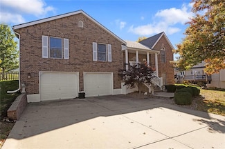 2909 S Vista Ct, Independence, MO 64057