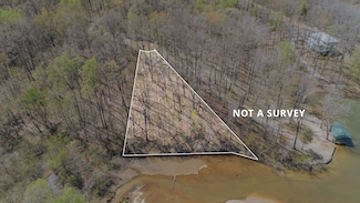 307 Oak Dr, Saulsbury, TN 38067