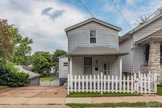 4825 Oldenburg Ave, Saint Louis, MO 63123