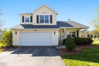 1003 N Oak Creek Dr, Genoa, IL 60135