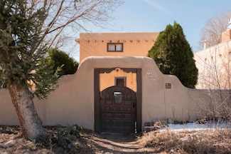 106 La Loma Plaza, Taos, NM 87571