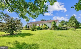 6621 Schoolhouse Rd, Bealeton, VA 22712
