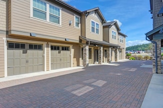 24493 E Pinnacle Ct Unit D, Liberty Lake, WA 99019