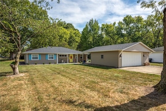 704 S Pembroke St, Effingham, IL 62401