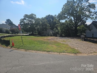 400 Greystone Rd, Charlotte, NC 28209