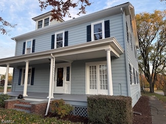 205 Warren St, Hackettstown, NJ 07840