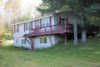 95 N Main St, Wilmington, VT 05363