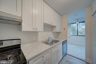 515 N Armistead St Unit T3, Alexandria, VA 22312