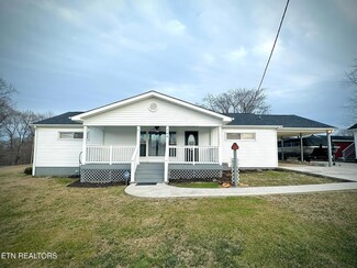 105 Scarbrough Cir, Harriman, TN 37748