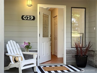 29-G Sound Place, Everett, WA 98206