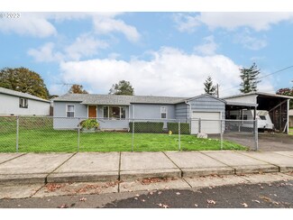 25110 E Broadway Ave, Veneta, OR 97487