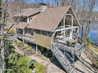 144 N Lake Loop, Lake Ariel, PA 18436