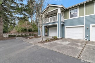 10523 221st Ln NE Unit 204, Redmond, WA 98053