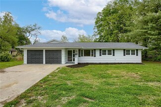 319 W Morse Ave, Bonner Springs, KS 66012