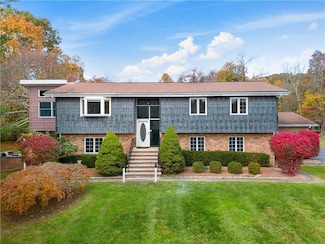 193 Mount Airy Rd W, Croton On Hudson, NY 10520