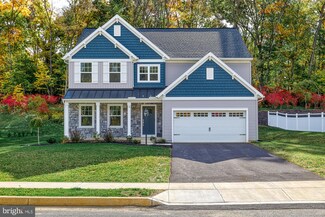 4 Highland Terrace Ct, Boiling Springs, PA 17007