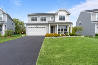 98 Gala Dr, Mundelein, IL 60060