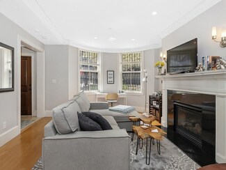 70 E Brookline St Unit 1, Boston, MA 02118