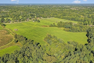 Lot Stone Pillars Ct, Goshen Township, OH 45140