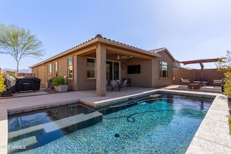 5434 W Country Garden Ln, Laveen, AZ 85339