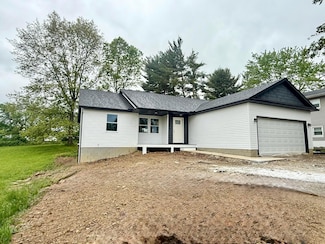129 Hasbrouck Cir, Howard Township, OH 43028