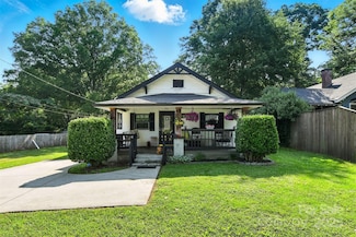 840 10th Street Blvd NW, Hickory, NC 28601