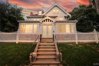 33 N 15th St, Allentown, PA 18102