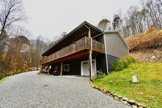 24796 E Fork Rd, Laurelville, OH 43135