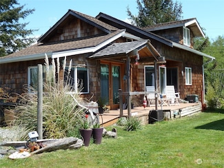 3977 Legoe Bay Rd, Lummi Island, WA 98262
